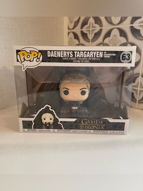 Funko Pop #63 Daenerys Targaryen on Dragonstone Throne